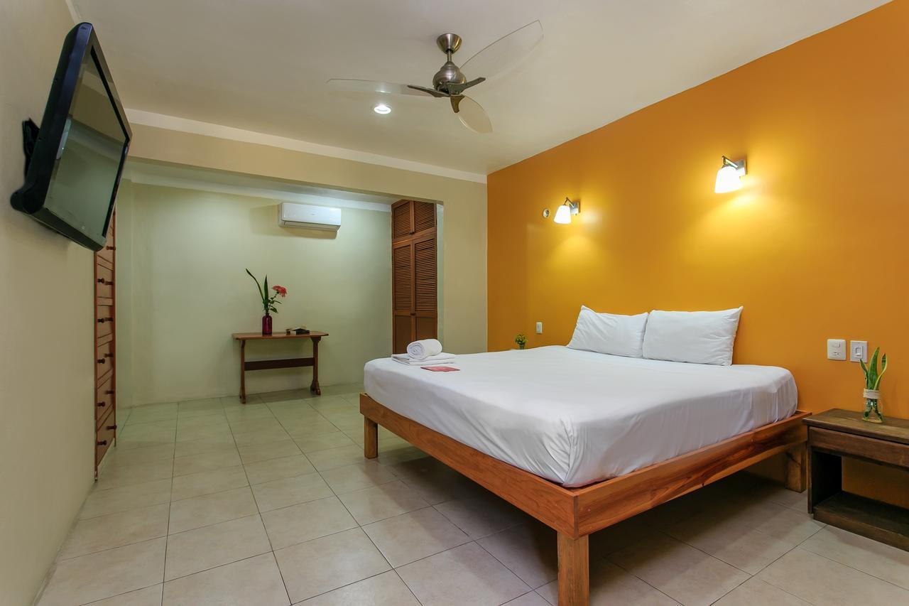 Koox City Garden Hotel Playa del Carmen Buitenkant foto