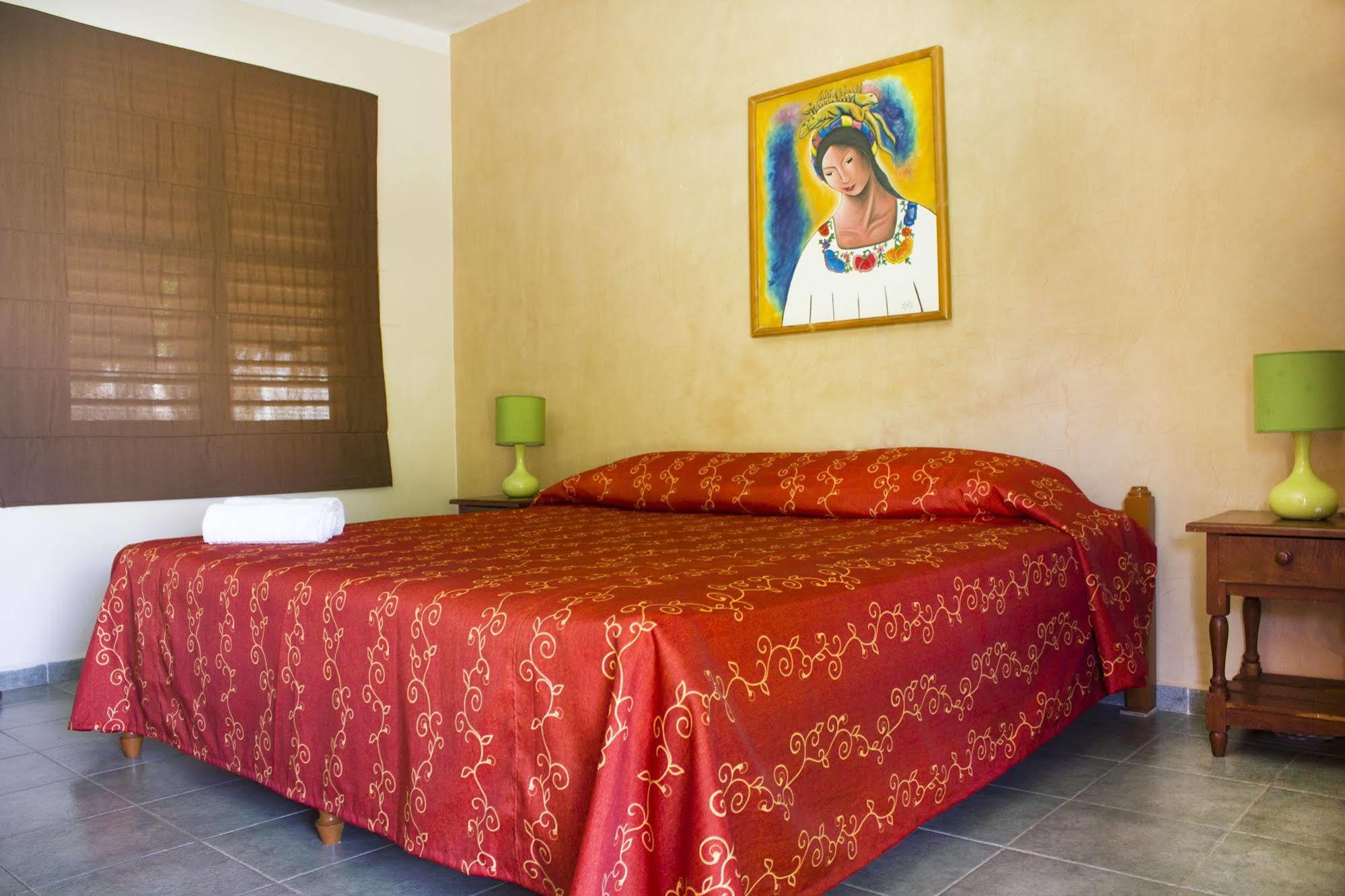 Koox City Garden Hotel Playa del Carmen Buitenkant foto